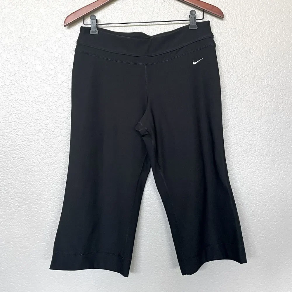 Nike Dri-Fit Capri Cropped Active Leggings M